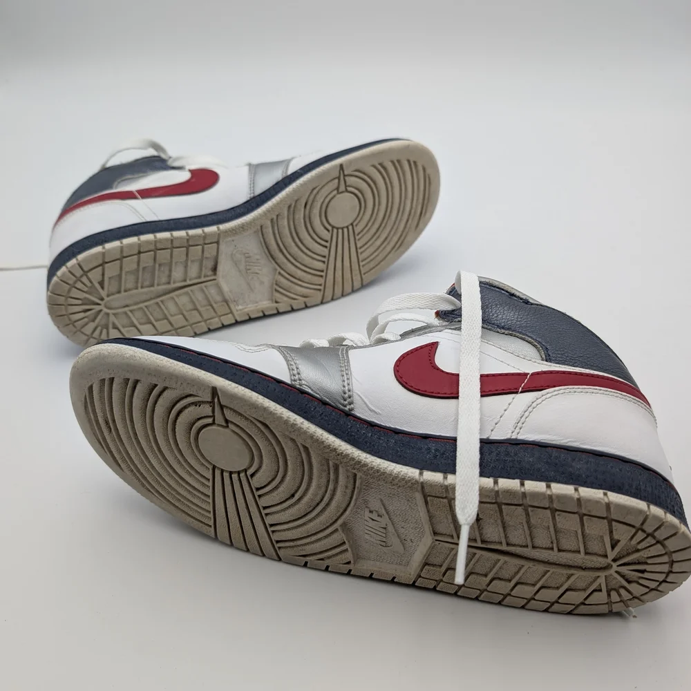 Nike Air Jordan 1 Mid Olympic YOUTH 6.5Y 327048-161 - Picture 3 of 8